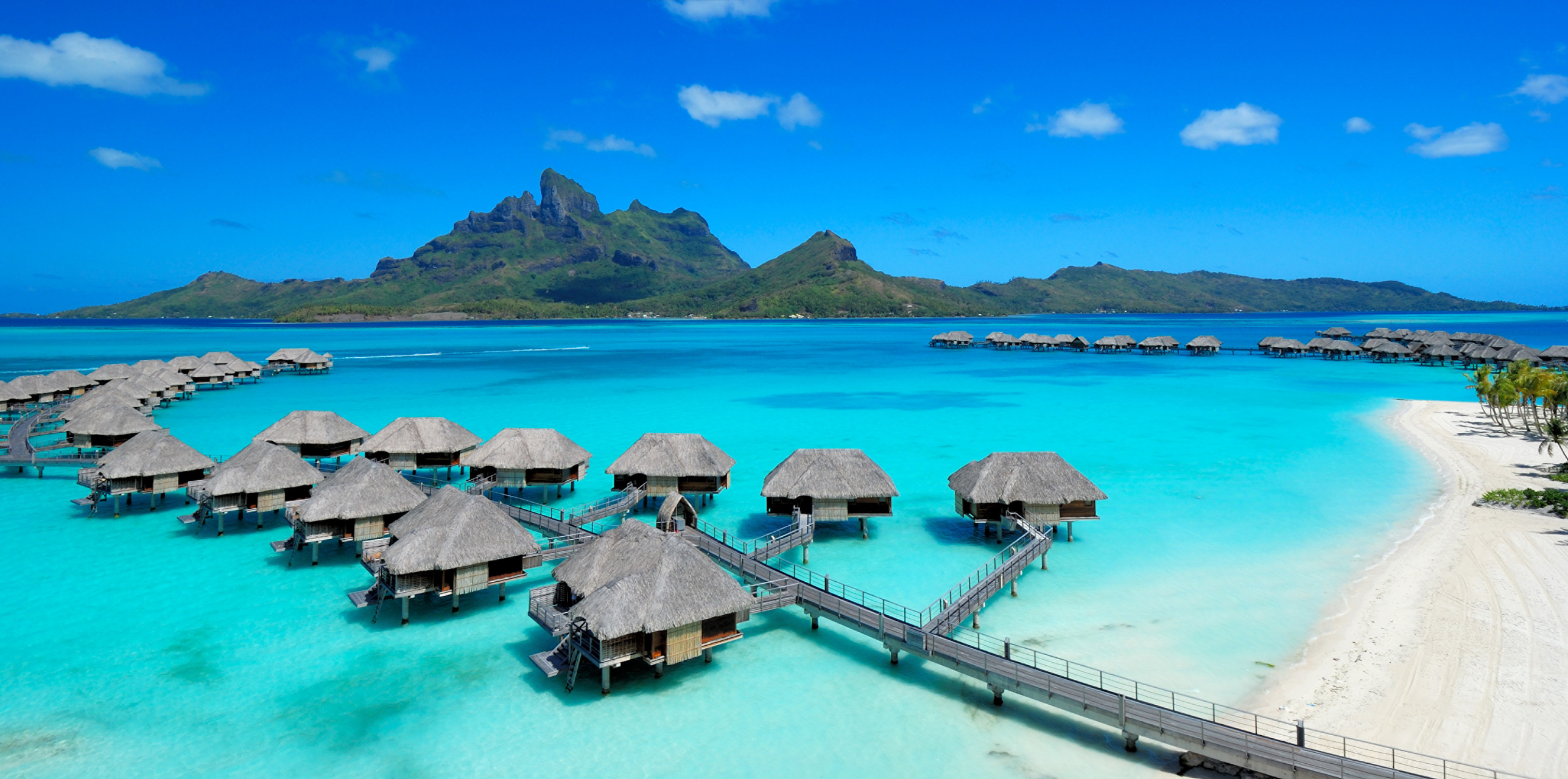 best overwater luxury bungalow bora bora